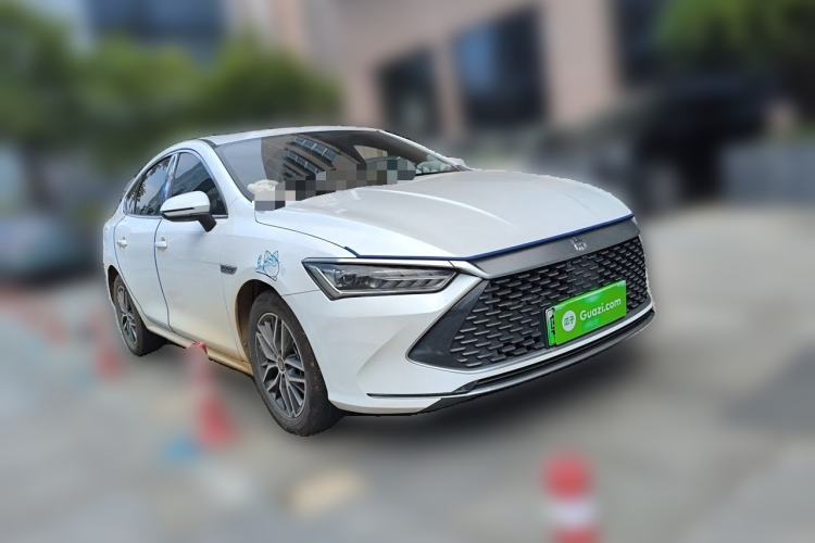 Used BYD Qin PLUS 2021 DM-i 55KM Flagship Model Front Right 45 Deg