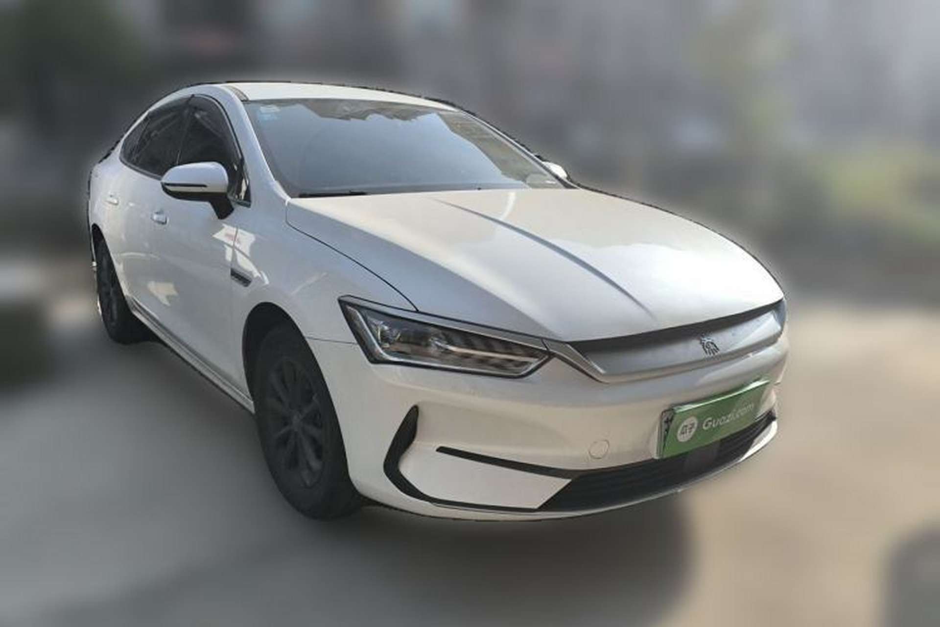 Used BYD Qin PLUS 2021 EV 400KM Leading Comfort Edition Front Right 45 Deg