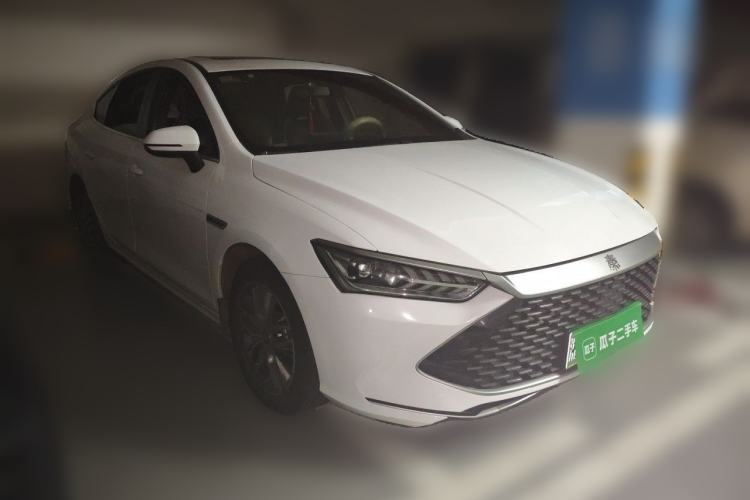 Used BYD Qin PLUS 2021 DM-i 120KM Prestige Model Front Right 45 Deg