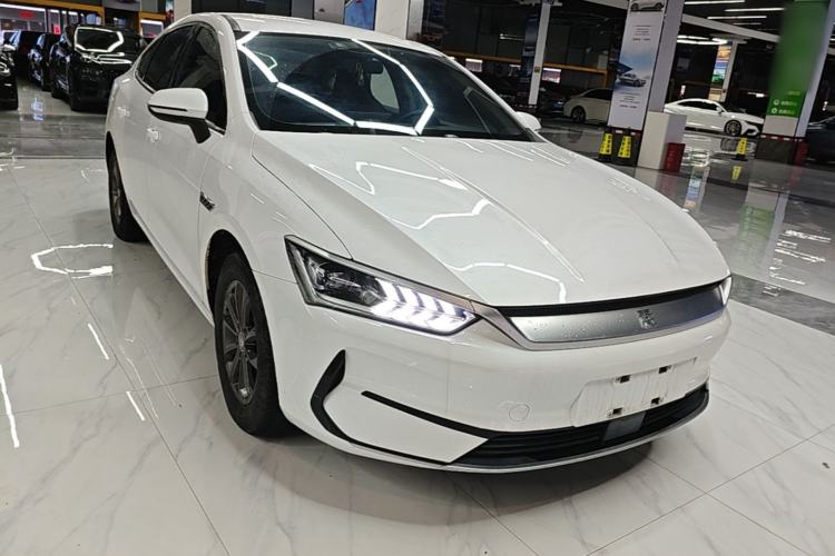 Used BYD Qin PLUS 2021 EV 420KM Commuter Edition Front Right 45 Deg