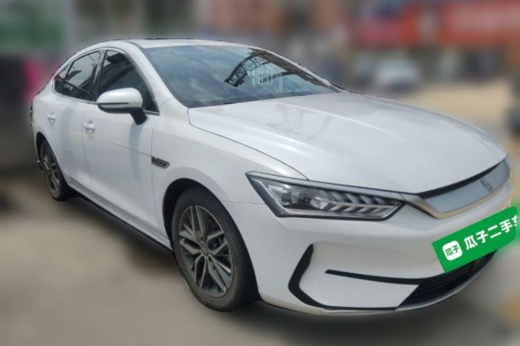 Used BYD Qin PLUS 2021 EV 500KM Luxury Model Front Right 45 Deg