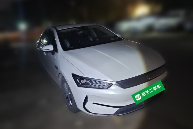 Used BYD Qin PLUS 2021 EV 400KM Leading Comfort Edition Front Right 45 Deg