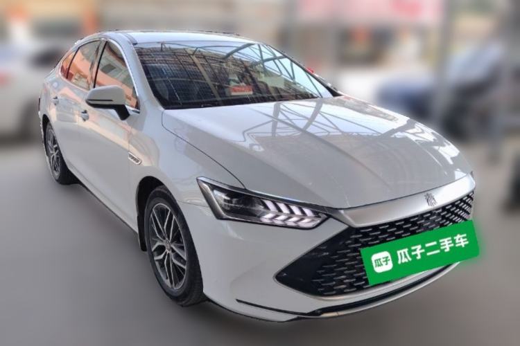 Used BYD Qin PLUS 2021 DM-i 55KM Flagship Model Front Right 45 Deg