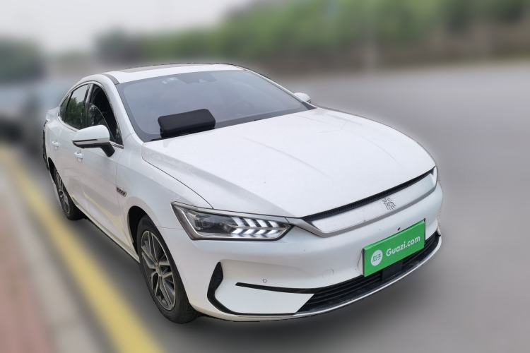 Used BYD Qin PLUS 2021 EV 500KM Premium Model Front Right 45 Deg