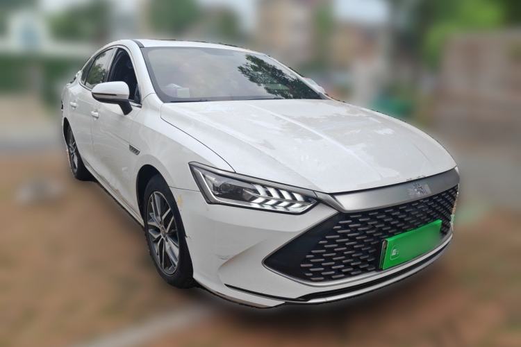 Used BYD Qin PLUS 2021 DM-i 55KM Flagship Model Front Right 45 Deg
