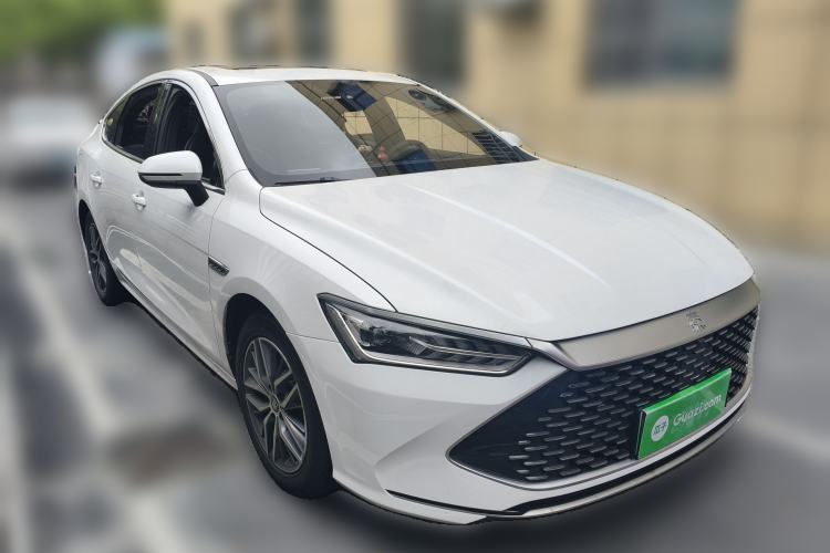 Used BYD Qin PLUS 2021 DM-i 55KM Flagship Model Front Right 45 Deg