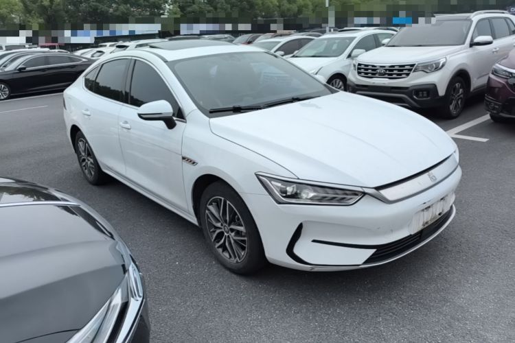 Used BYD Qin PLUS 2021 EV 400KM Luxury Model Front Right 45 Deg