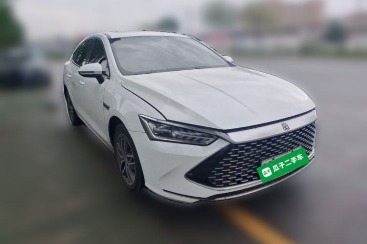 Used BYD Qin PLUS 2021 DM-i 120KM Prestige Model Front Right 45 Deg