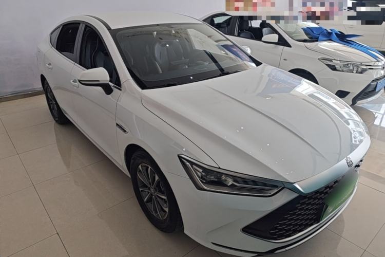 Used BYD Qin PLUS 2021 DM-i 55KM Prestige Model Front Right 45 Deg