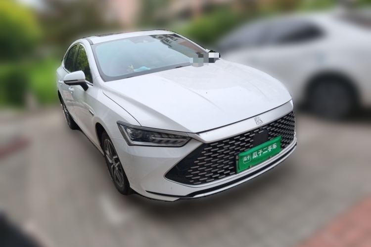 Used BYD Qin PLUS 2021 DM-i 120KM Flagship Model Front Right 45 Deg
