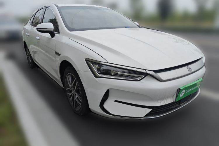Used BYD Qin PLUS 2021 EV 400KM Luxury Model Front Right 45 Deg