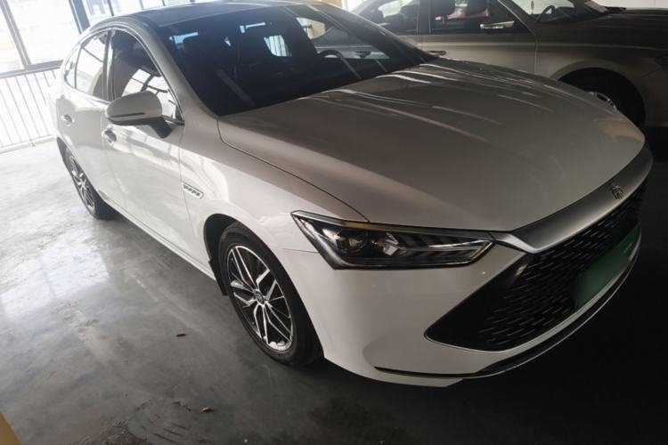 Used BYD Qin PLUS 2021 DM-i 55KM Flagship Model Front Right 45 Deg