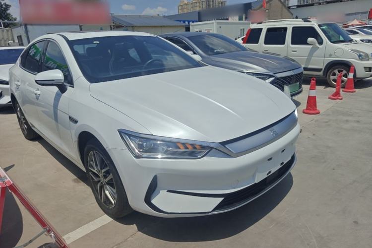 Used BYD Qin PLUS 2021 EV 400KM Luxury Model Front Right 45 Deg