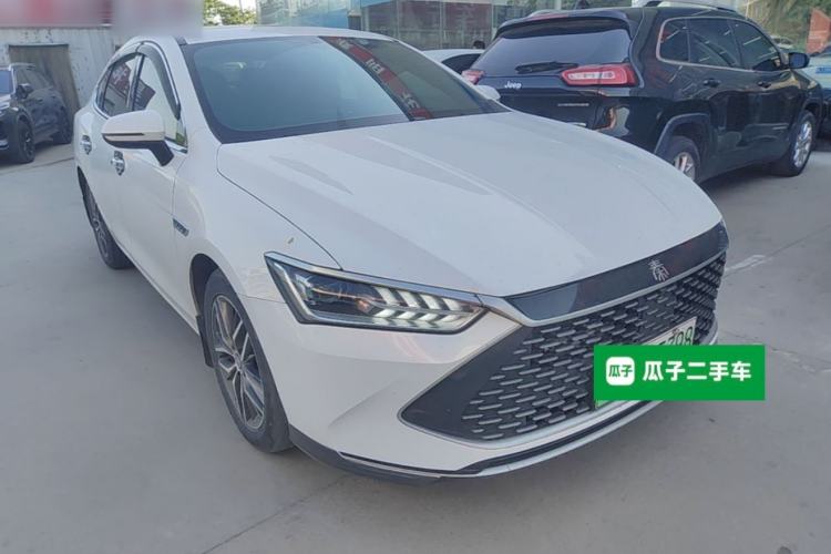 Used BYD Qin PLUS 2021 DM-i 55KM Flagship Model Front Right 45 Deg