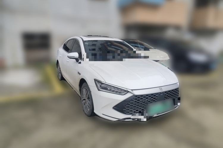 Used BYD Qin PLUS 2021 DM-i 120KM Flagship Model Front Right 45 Deg