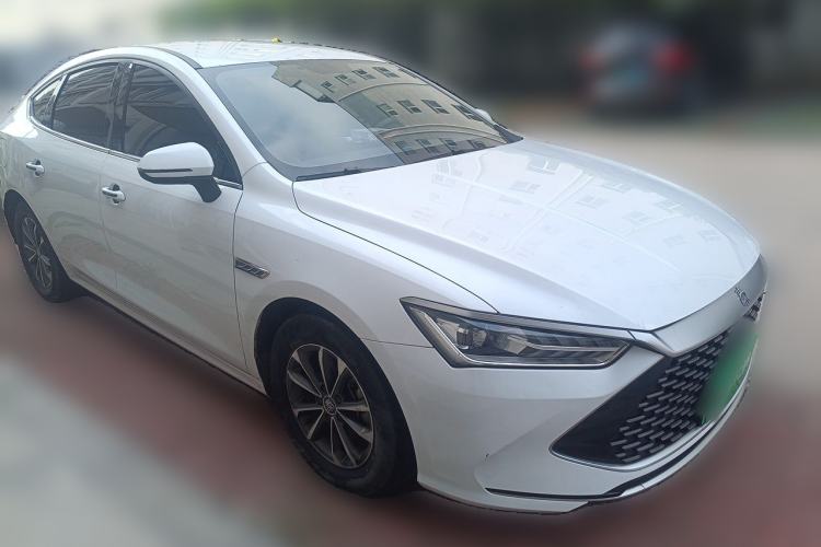 Used BYD Qin PLUS 2021 DM-i 55KM Prestige Model Front Right 45 Deg