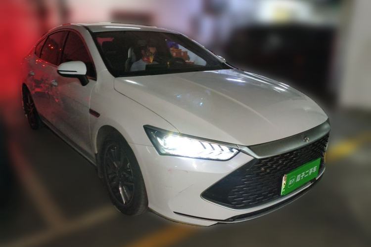Used BYD Qin PLUS 2021 DM-i 55KM Flagship Model Front Right 45 Deg