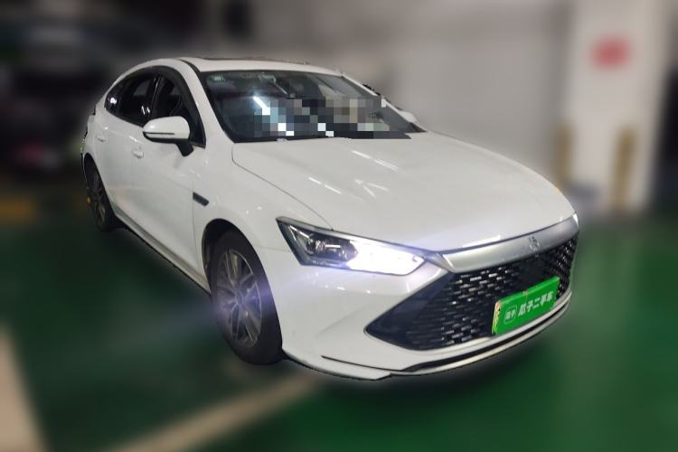 Used BYD Qin PLUS 2021 DM-i 120KM Prestige Model Front Right 45 Deg