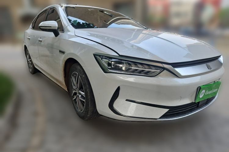 Used BYD Qin PLUS 2021 EV 500KM Luxury Model Front Right 45 Deg