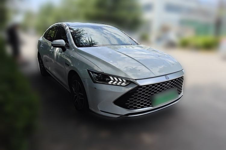 Used BYD Qin PLUS 2021 DM-i 120KM Flagship Model Front Right 45 Deg