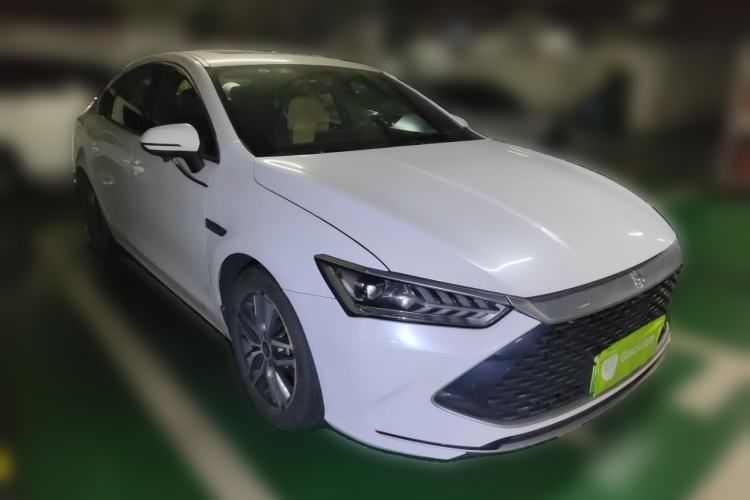 Used BYD Qin PLUS 2021 DM-i 55KM Flagship Model Front Right 45 Deg