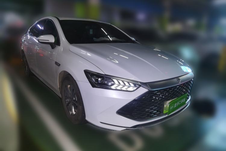 Used BYD Qin PLUS 2021 DM-i 55KM Prestige Model Front Right 45 Deg