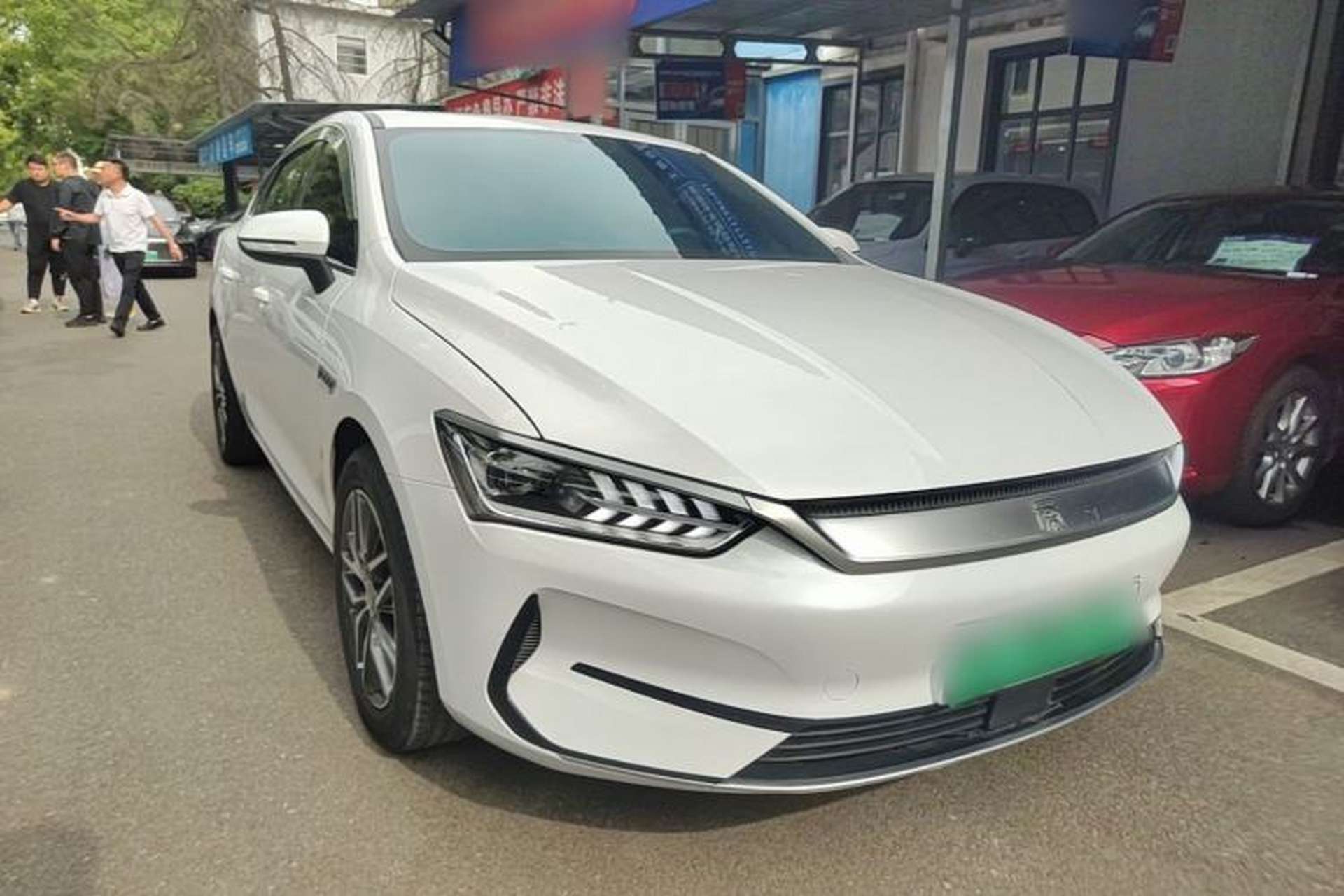 Used BYD Qin PLUS 2021 EV 500KM Luxury Model Front Right 45 Deg
