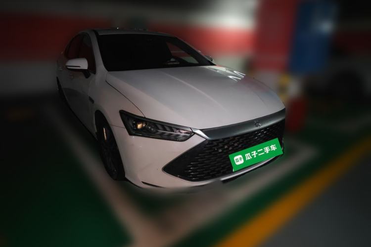 Used BYD Qin PLUS 2021 DM-i 55KM Flagship Model Front Right 45 Deg