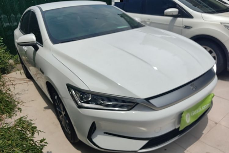 Used BYD Qin PLUS 2021 EV 400KM Leading Comfort Edition Front Right 45 Deg