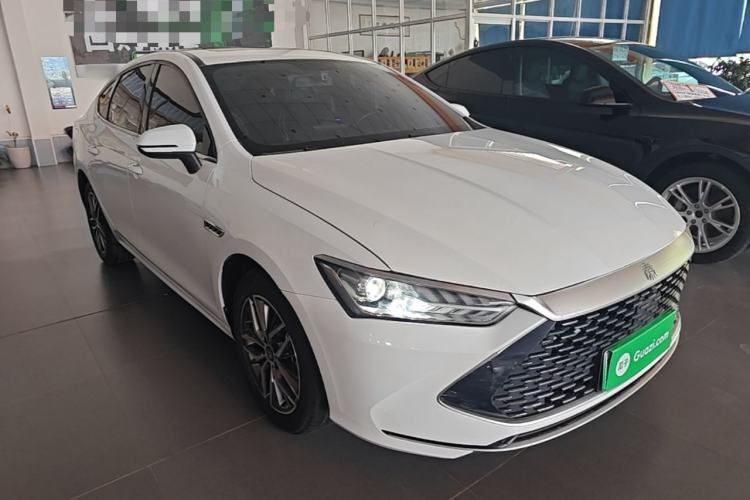Used BYD Qin PLUS 2021 DM-i 120KM Prestige Model Front Right 45 Deg
