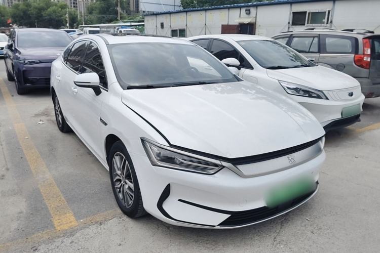 Used BYD Qin PLUS 2021 EV 400KM Luxury Model Front Right 45 Deg