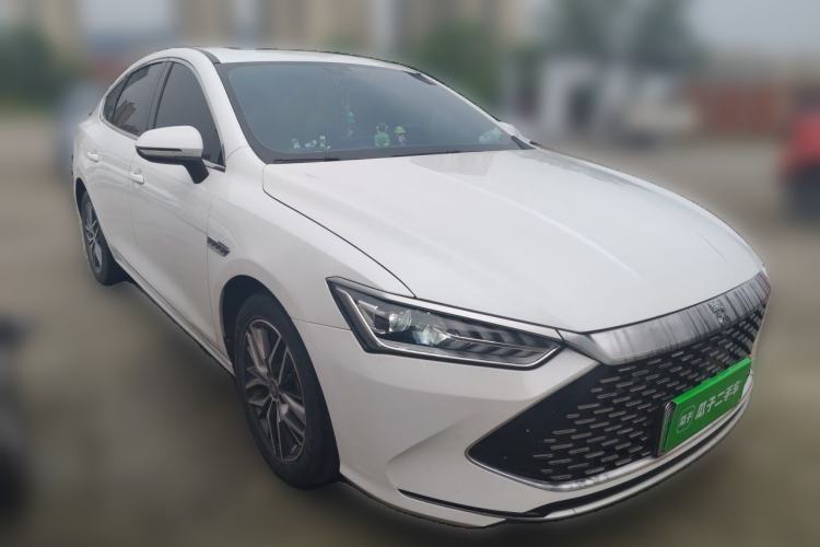Used BYD Qin PLUS 2021 DM-i 55KM Flagship Model Front Right 45 Deg