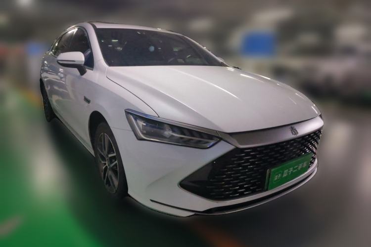 Used BYD Qin PLUS 2021 DM-i 120KM Prestige Model Front Right 45 Deg