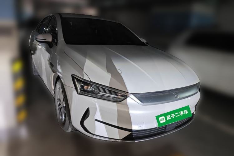 Used BYD Qin PLUS 2021 EV 400KM Leading Comfort Edition Front Right 45 Deg
