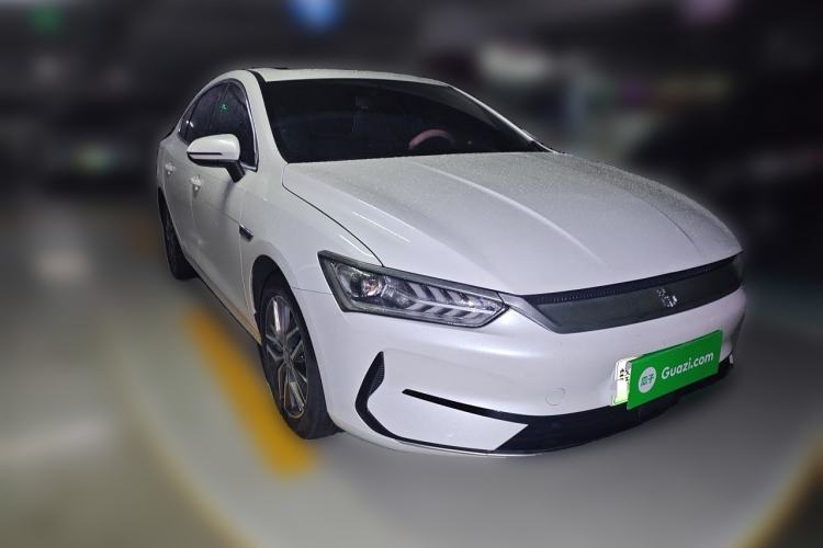 Used BYD Qin PLUS 2021 EV 500KM Luxury Model Front Right 45 Deg
