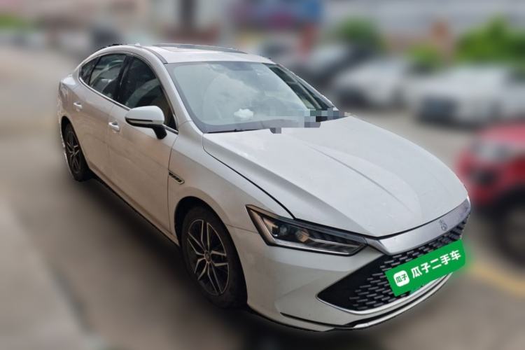 Used BYD Qin PLUS 2021 DM-i 55KM Flagship Model Front Right 45 Deg