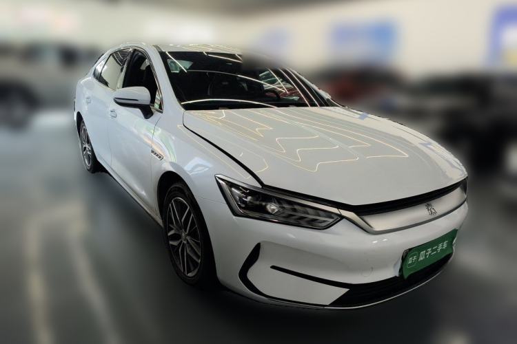 Used BYD Qin PLUS 2021 EV 400KM Luxury Model Front Right 45 Deg