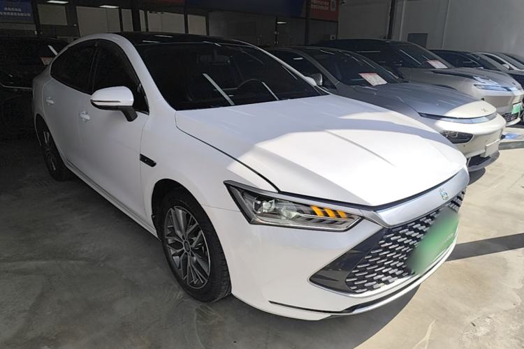 Used BYD Qin PLUS 2021 DM-i 55KM Flagship Model Front Right 45 Deg