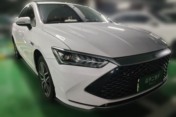 Used BYD Qin PLUS 2021 DM-i 120KM Prestige Model Front Right 45 Deg