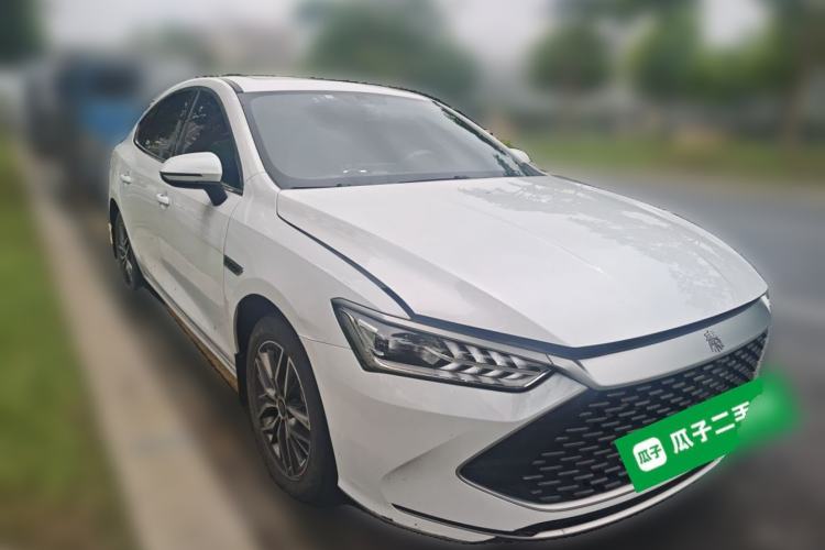 Used BYD Qin PLUS 2021 DM-i 120KM Prestige Model Front Right 45 Deg