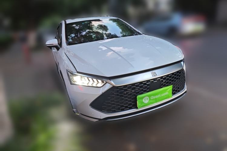 Used BYD Qin PLUS 2021 DM-i 120KM Flagship Model Front Right 45 Deg