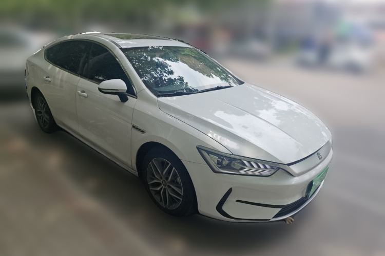 Used BYD Qin PLUS 2021 EV 510KM Commuter Edition Front Right 45 Deg