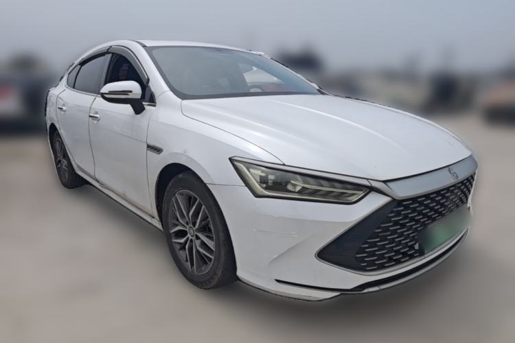 Used BYD Qin PLUS 2021 DM-i 55KM Flagship Model Front Right 45 Deg