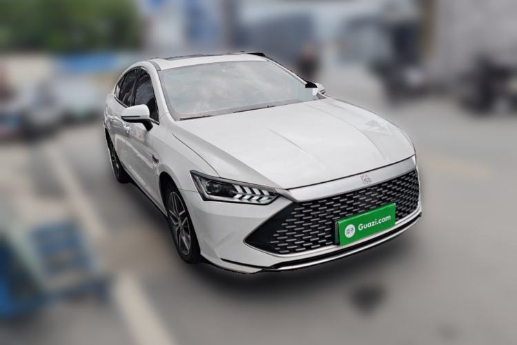 Used BYD Qin PLUS 2021 DM-i 55KM Flagship Model Front Right 45 Deg