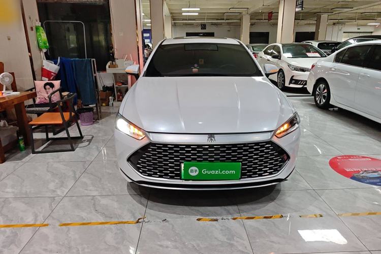 Used BYD Qin PLUS 2021 DM-i 55KM Flagship Model Front