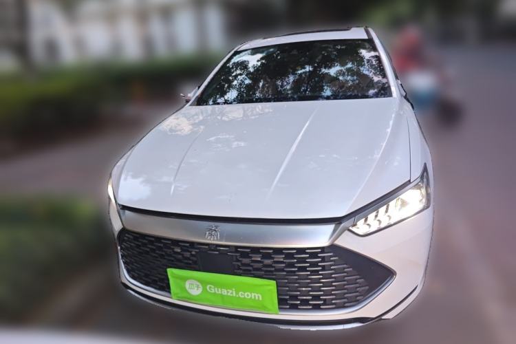 Used BYD Qin PLUS 2021 DM-i 120KM Flagship Model Front