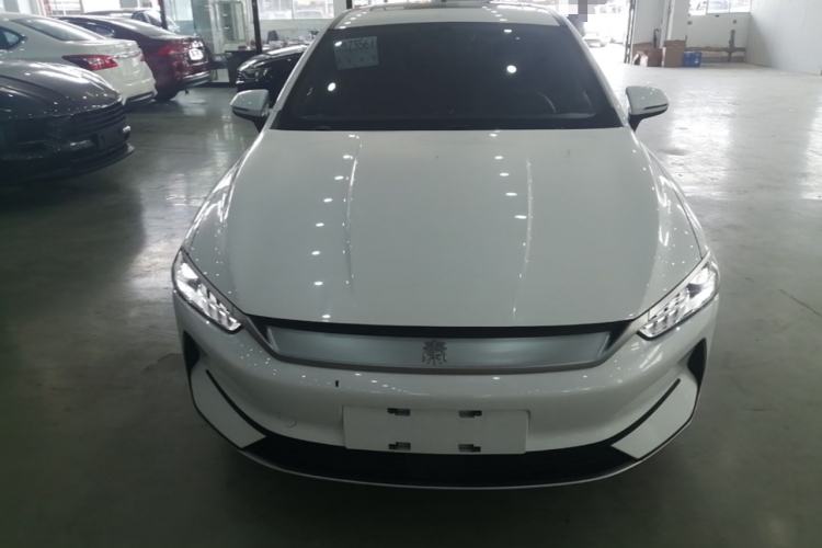 Used BYD Qin PLUS 2021 EV 400KM Luxury Model Front