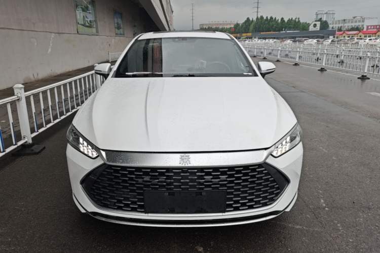 Used BYD Qin PLUS 2021 DM-i 120KM Prestige Model Front