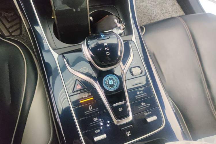 Used BYD Qin PLUS 2021 EV 500KM Luxury Model Gear Lever