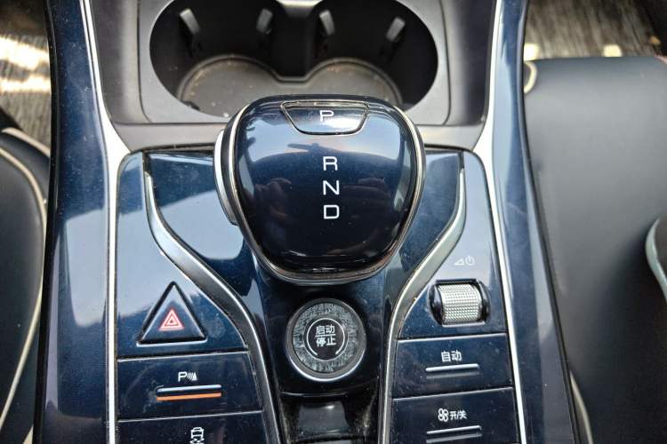Used BYD Qin PLUS 2021 EV 400KM Luxury Model Gear Lever